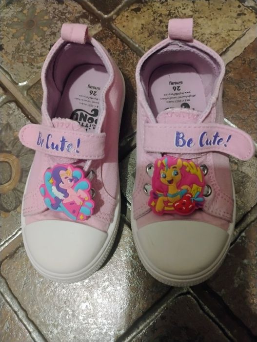 Teniși  pentru fetițe