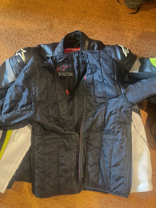 Яке alpinestars motegi