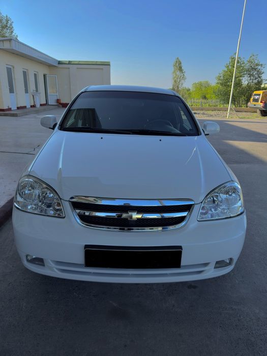 Lasette moshina kafolati bilan