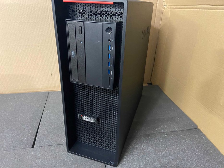Lenovo P520 Xeon W-2123, 32GB DDR4, AMD Pro GPU, 512GB SSD workstation