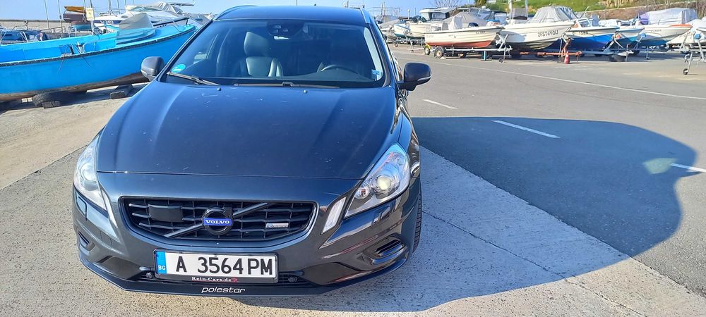 Volvo V60 2.4D5 230 к.с Polestar 4х4 R-desing автоматик