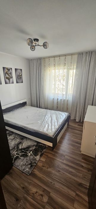 Închiriez apartament 2 Camere ,Decomandat | Unirii Sud, Etaj 3 | Prima închiriere