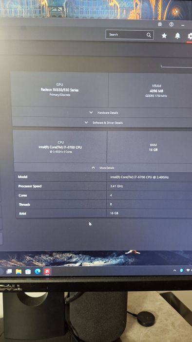 Vand Calculator cu monitor si tastatură