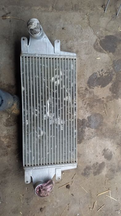 Газ 53 3309 интеркулер  в хорошем состоянии