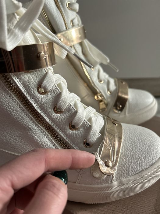 Дамски боти