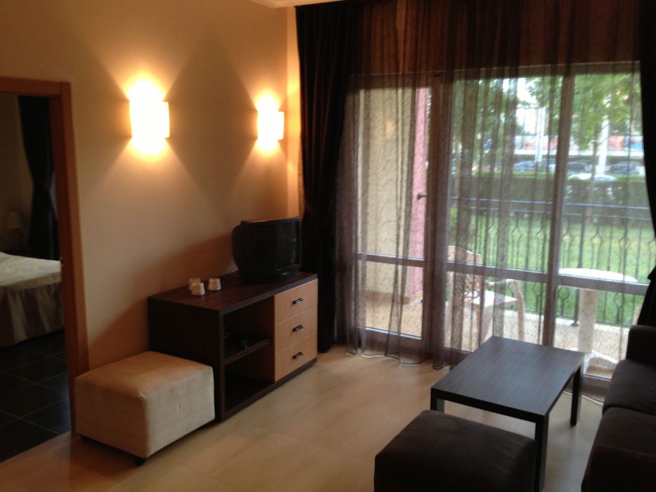 Продава се Тристаен апартамент в к.к. Слънчев бряг - 97 кв.м за 579 €/кв.м - Снимка #3
