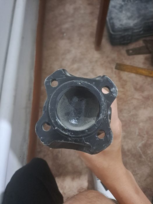 Вал карданный передний