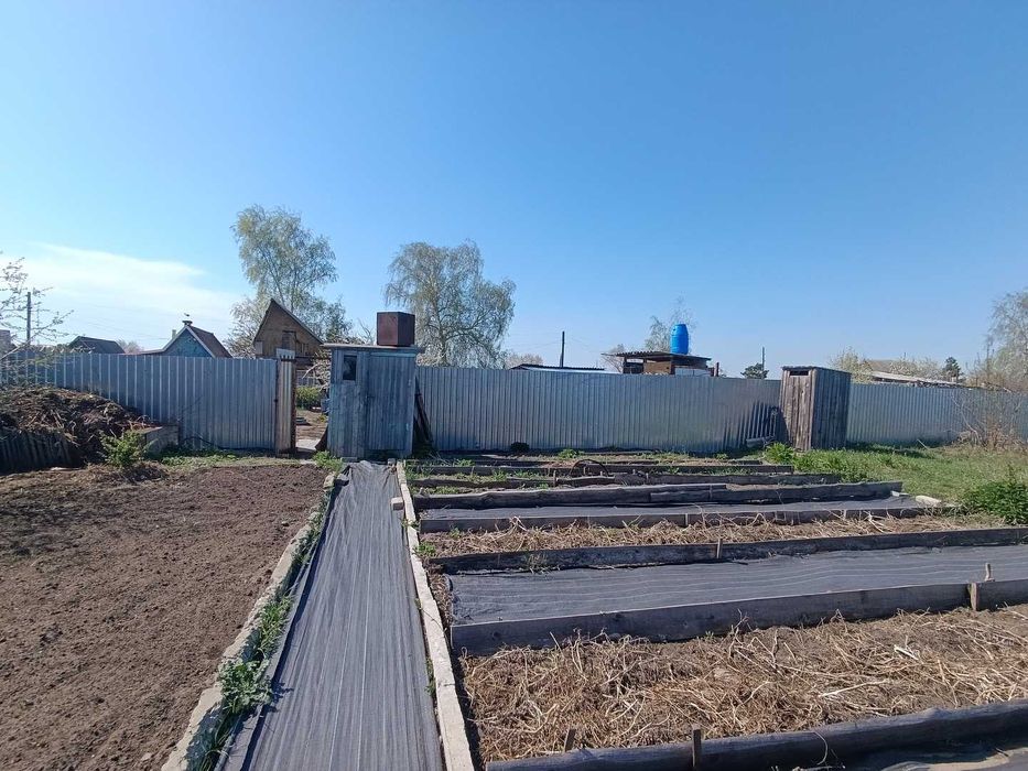 продается участок с домом