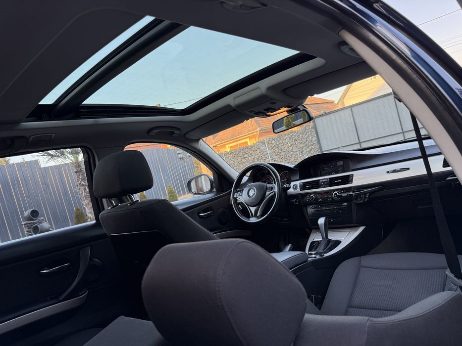 Bmw seria 3 ~ 320D~ XDRIVE~ Automat ~ Panoramic~ BiXenon~ Full Led ~