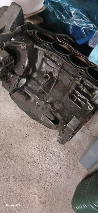 Двигатель хонда ЦРВ 2  обьем 2.0