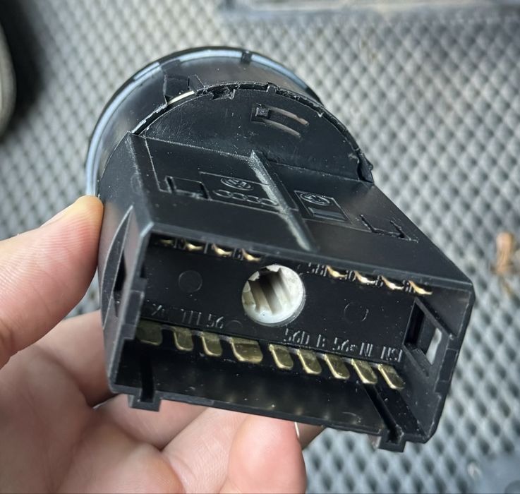 Переключатель света, фар с ПТФ VAG