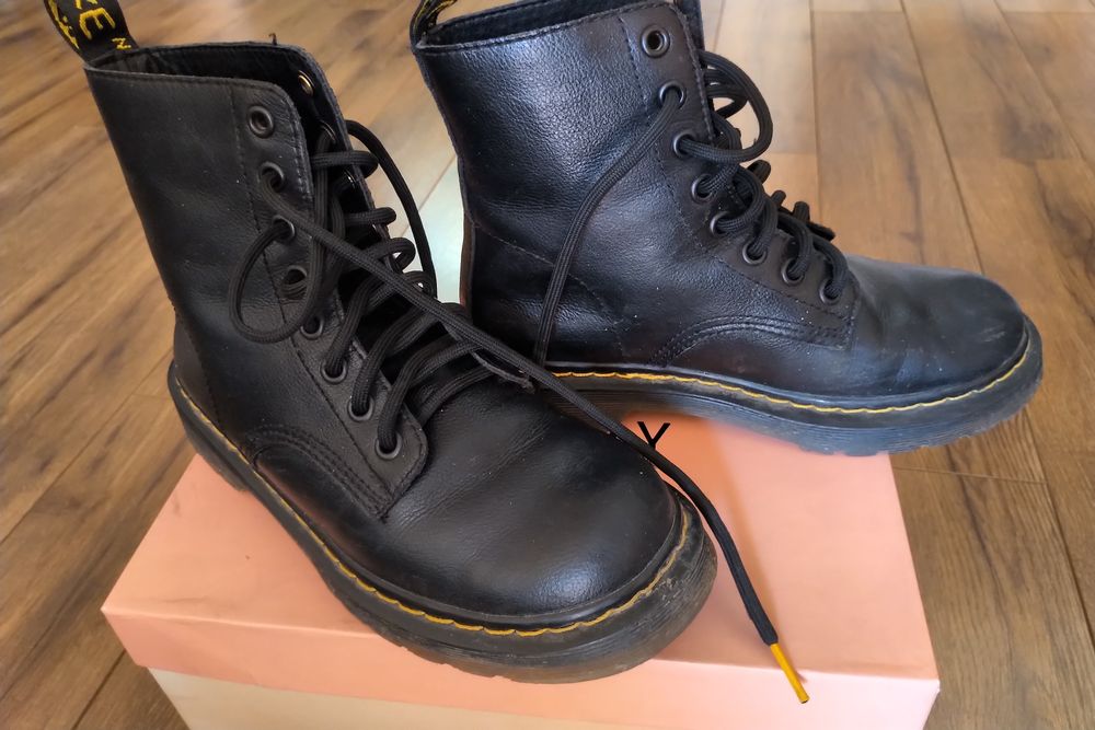 Ботинки сапоги кожанные для девочек 34 размер