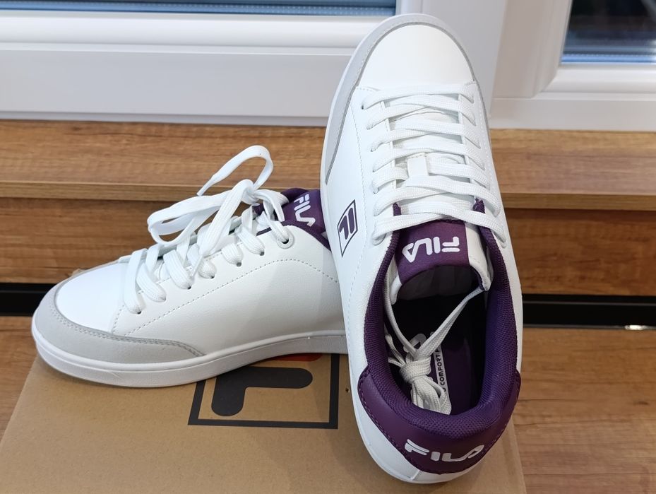 Fila Courtbay: Бели дамски маратонки