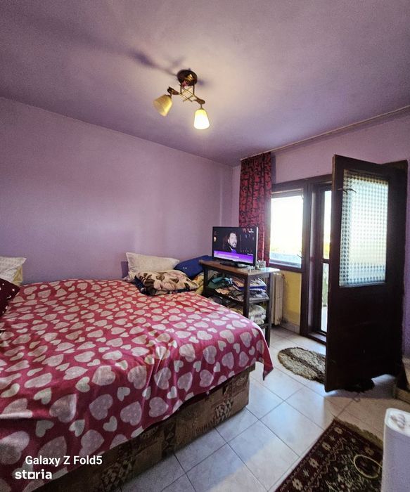 Apartament 2 camere – semidecomandat, Nufărul •
