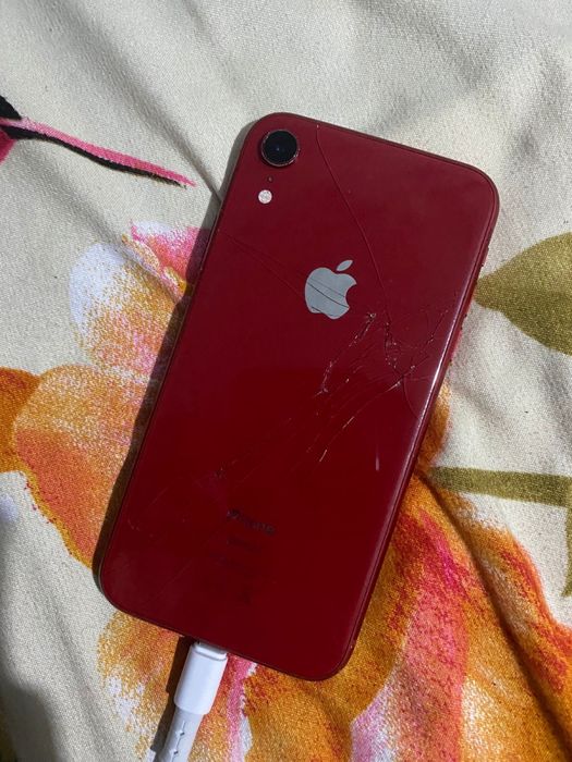 Обменаю айфон хр