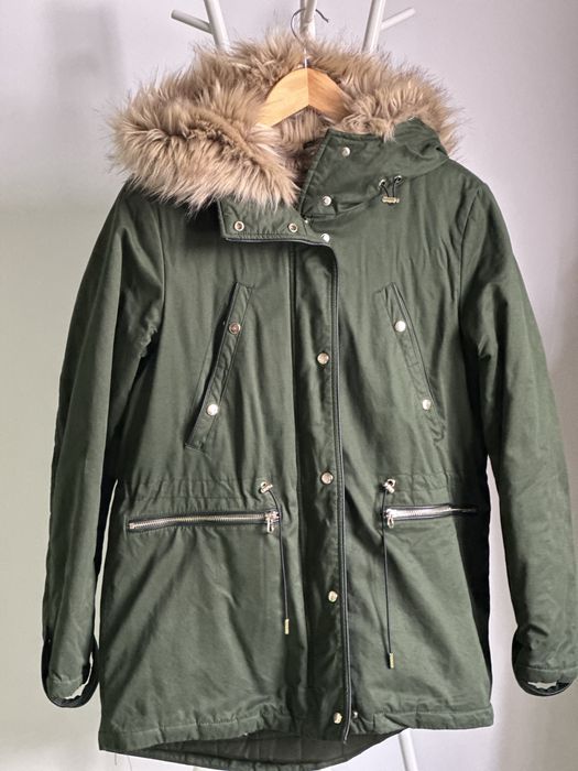 Зимно дамско яке Zara