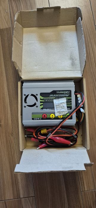 Incarcator LiPo Turnigy automodele Traxxas hobby