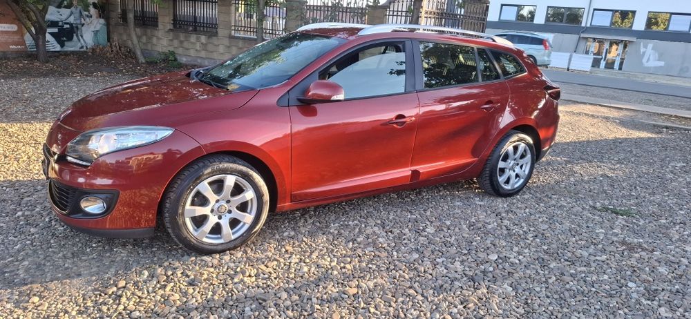RENAULT Megane 2013 — imagine 2