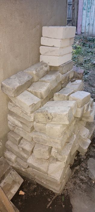 Продам кирпич селикатный
