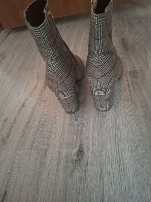 Боти на Тамарис . Номер 37