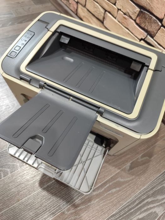 Продаю принтер HP LaserJet 1505