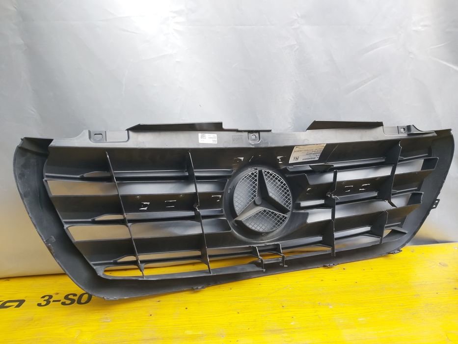 Грил решетка мерцедес спринтер  w910 Mercedes Sprinter W910