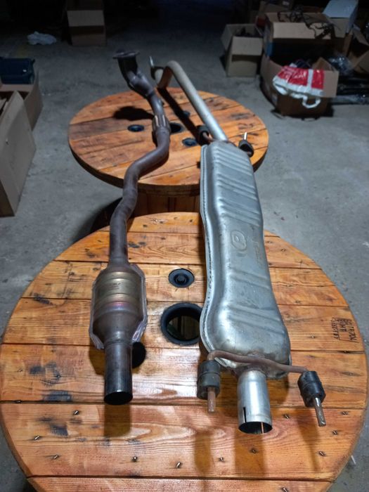 Опел Астра 1.6 X16XL