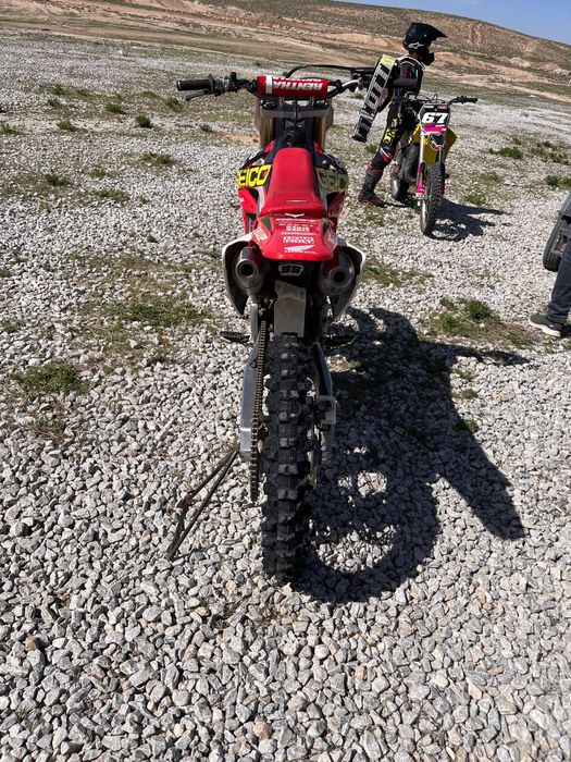 Кроссовый мотоцикл Honda crf 250r