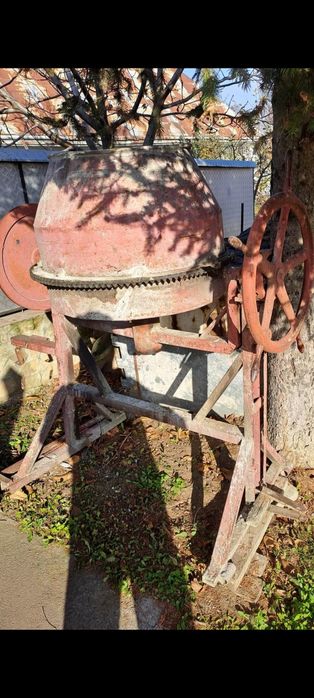 Vând malaxor Betoniera