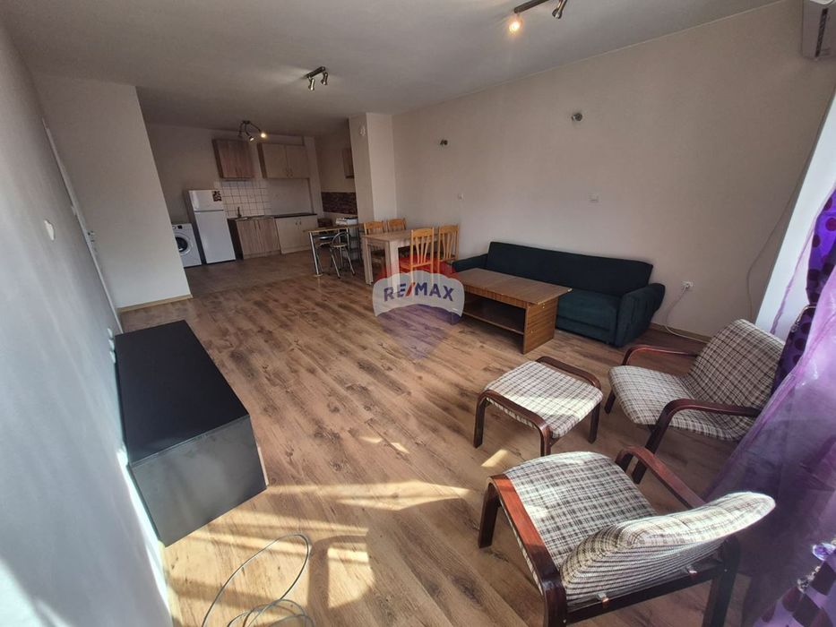 Дава се под наем Двустаен апартамент в Варна, Погреби - 65 кв.м за 357 € - Снимка #4