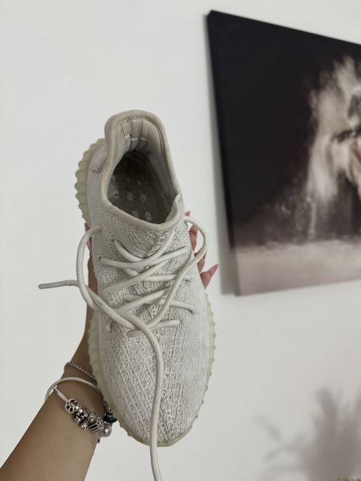 Yeezy 350 v2 noi