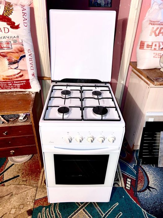 Продам газ плиту рабочая