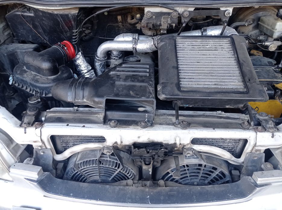 Старекс 2002г.  11 мест