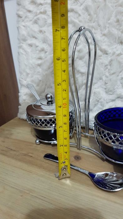 Посребрен к-т,антикварни предмети от Италия.