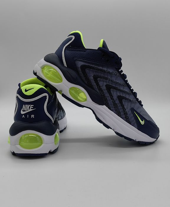 NIKE Air Max Tw NN