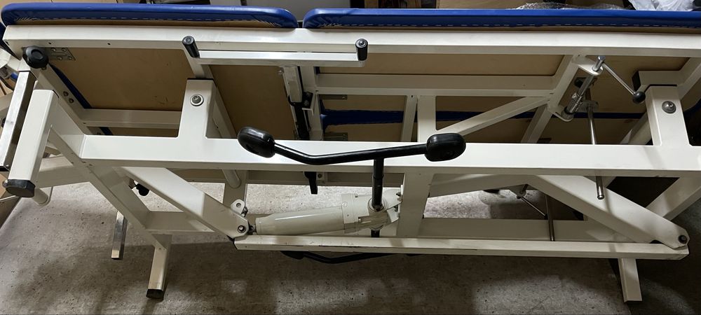 Массажный стол-кушетка