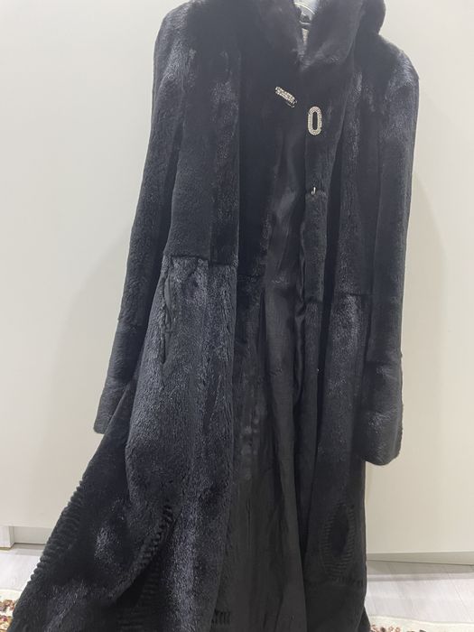 Продам норковую шубу