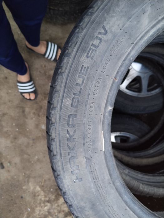 Nokian 215/60/17