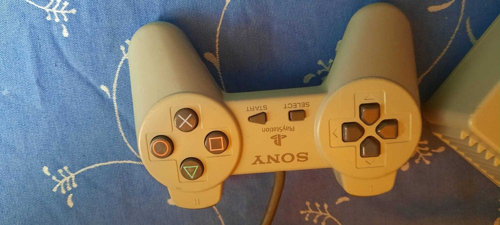 ps1 modat cu o maneta