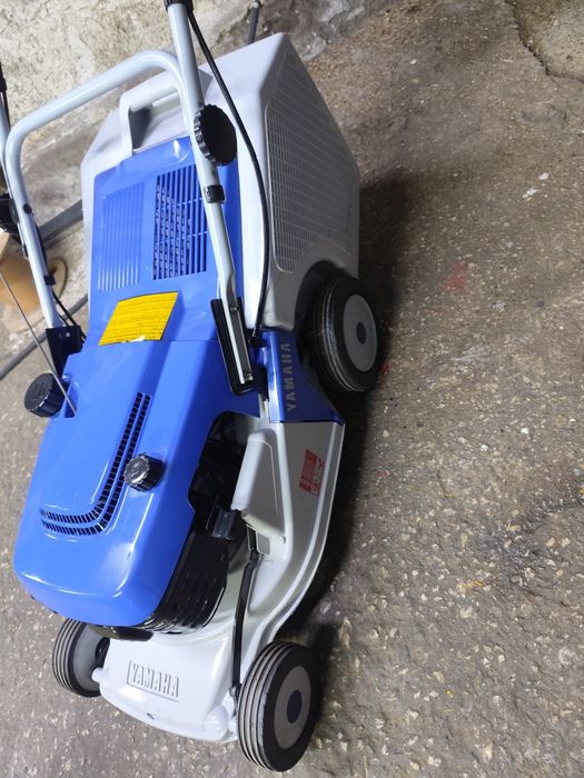 Самоходна бензинова косачка