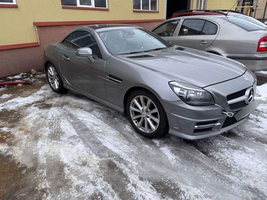 Mercedes-Benz SLK Al doilea proprietar, primul în Ro.