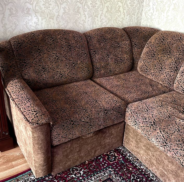 Продам раскладной  диван