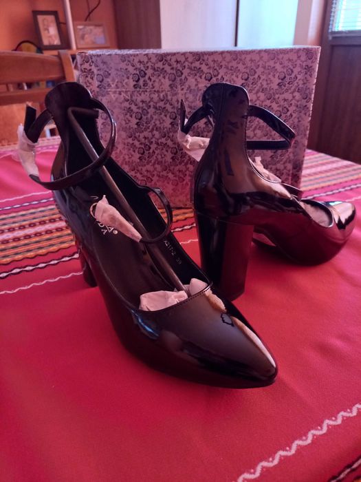 Обувки LA Donna Moda - 39 номер