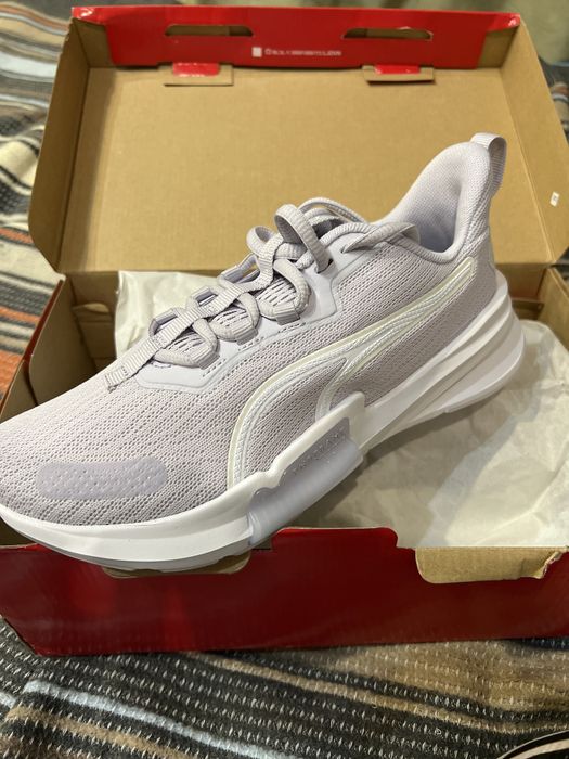 Продам кроссовки женские Puma