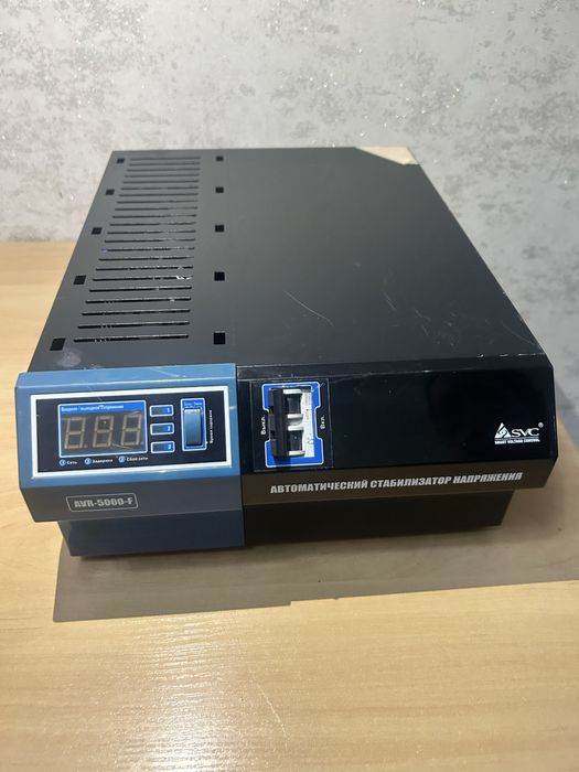 Стабилизатор напряжения