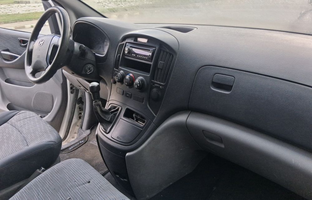 Hyundai H1 2.5 D 170 hp 2007 на части!