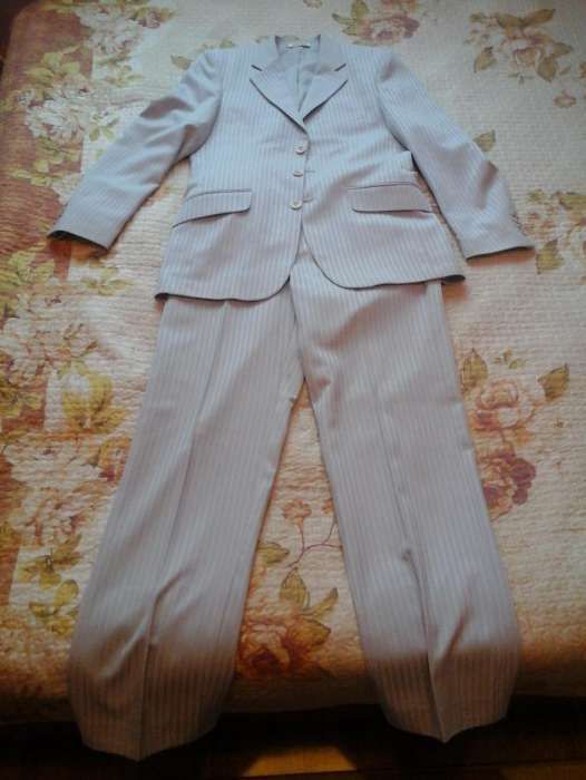Костюм мужской 46 размер