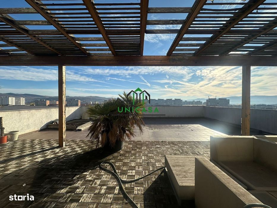 Apartament 4 camere - tip Penthouse - Zona 1 Mai