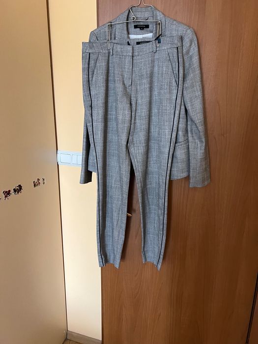 Костюм Comma сако и панталон