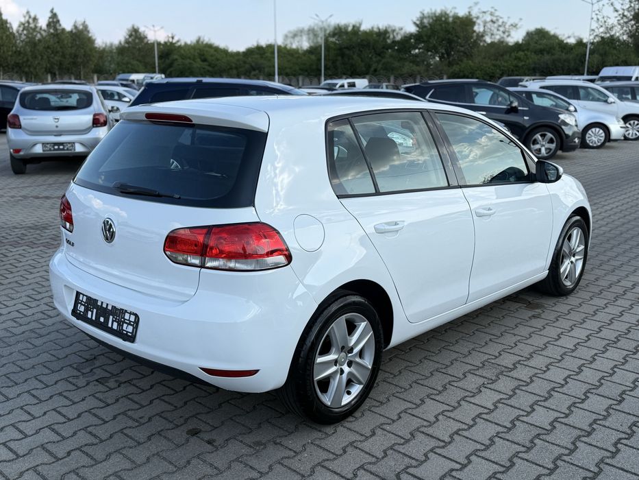 VOLKSWAGEN Golf 2012 — imagine 3